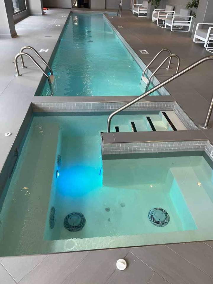 Piscine résidentielle en béton Montréal