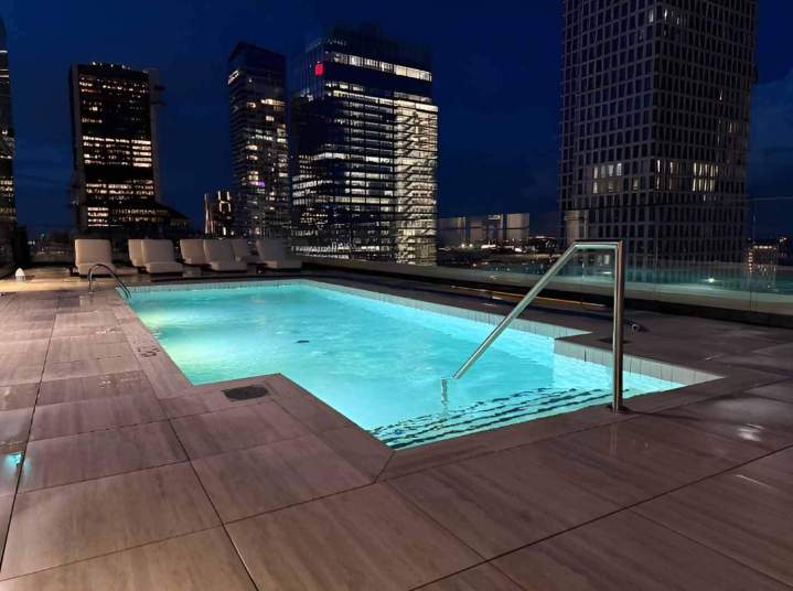 Piscine de luxe en shotcrete Montréal